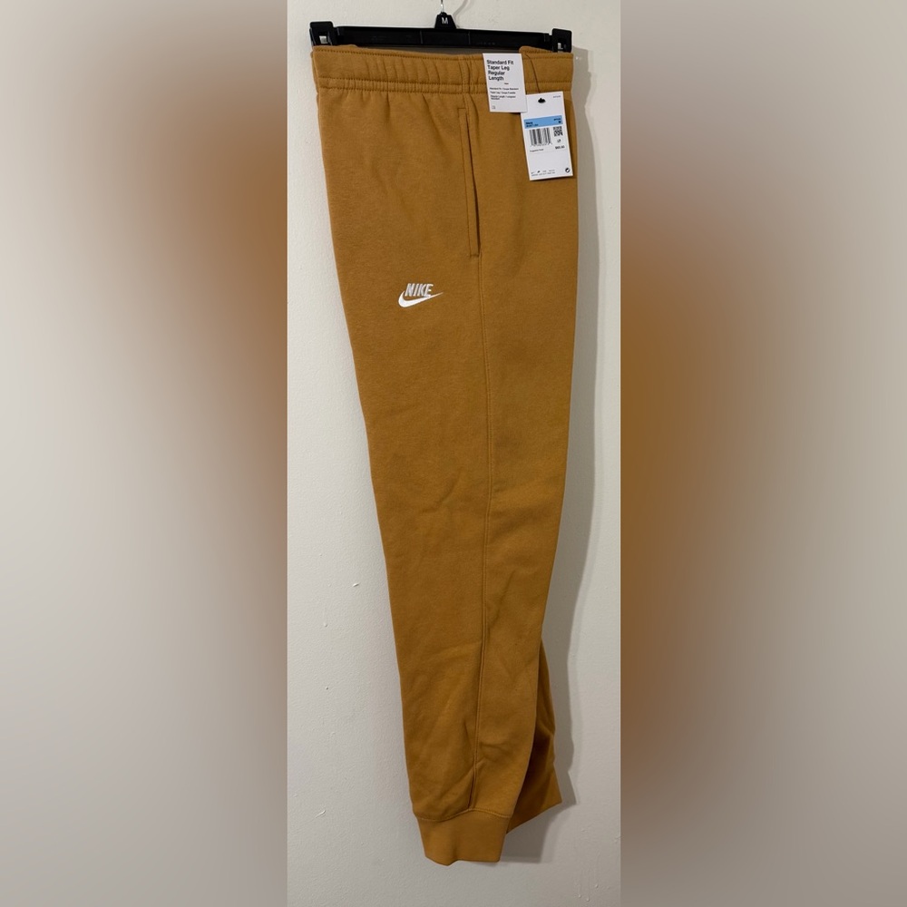 Nike Mans Jogger Pants